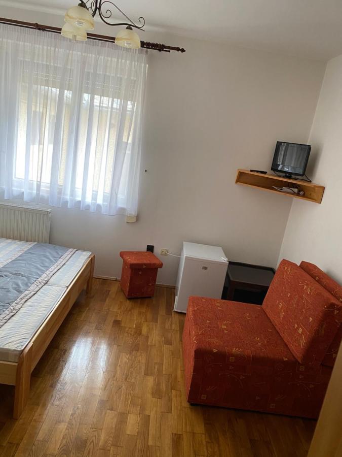 Napsugar Ueduelohaz Harkan Exterior foto